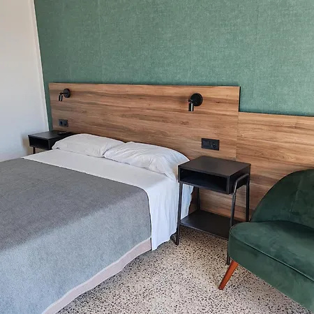 Hotel Octopus 2*